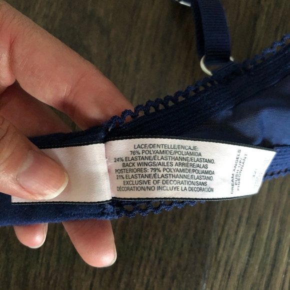 Victoria’s Secret Dream Angels Push-Up Bra - Picture 6 of 8